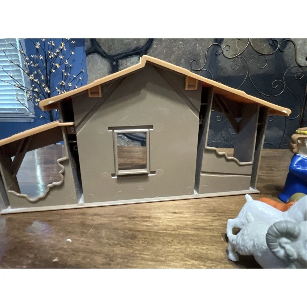 Nativity Manger Children's 19 Pieces Tales Of Glory Plastic Nativity Play Set
